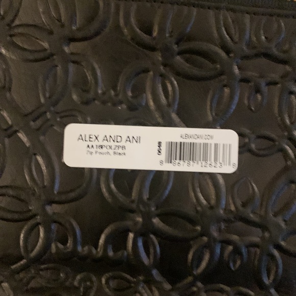 Alex Ani Black Embossed Leather zipper Clutch/Pouch NWT - Picture 8 of 8